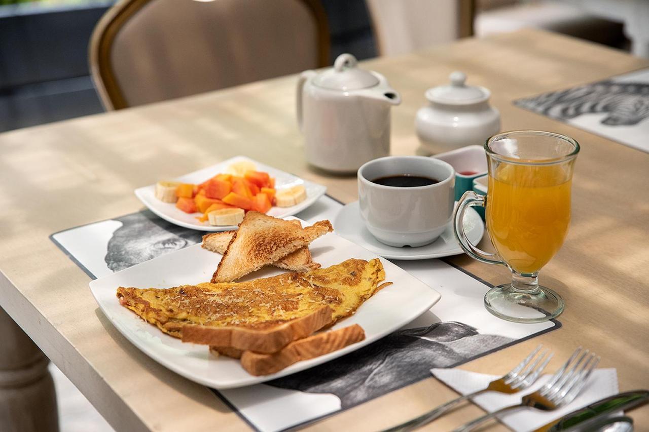 Ayenda 1068 Plaza 36 Hotel Богота Екстериор снимка