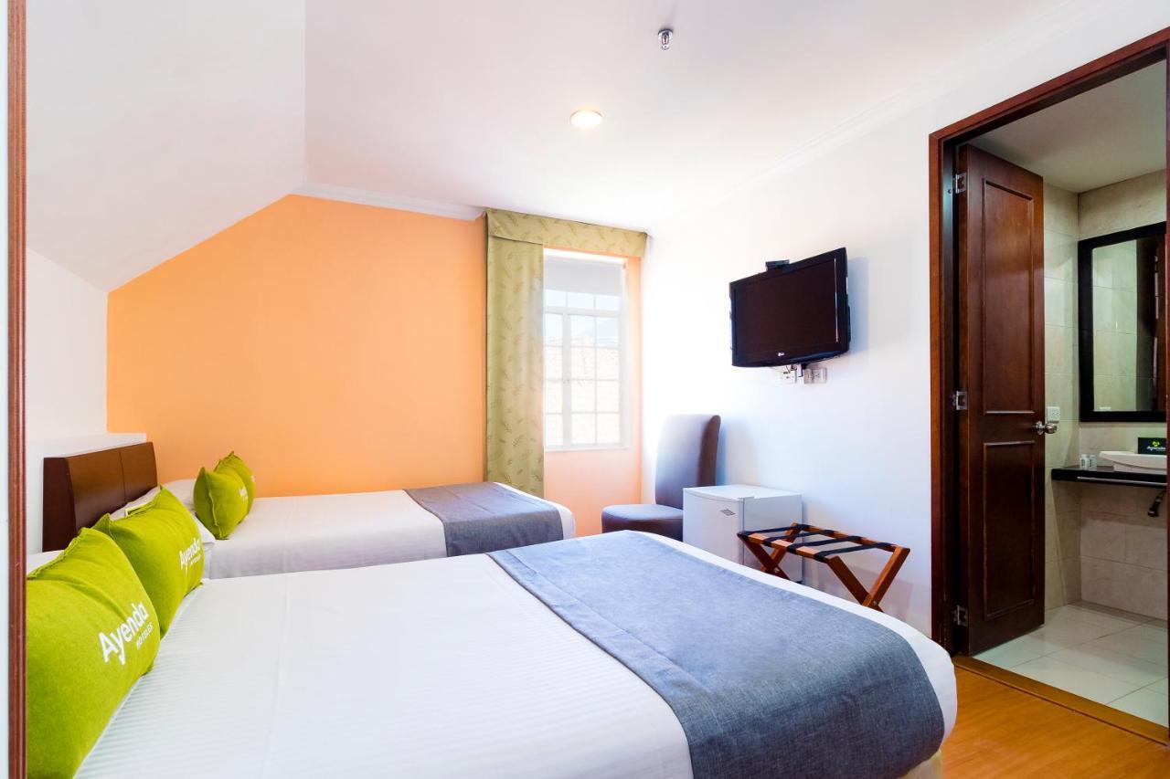 Ayenda 1068 Plaza 36 Hotel Богота Екстериор снимка