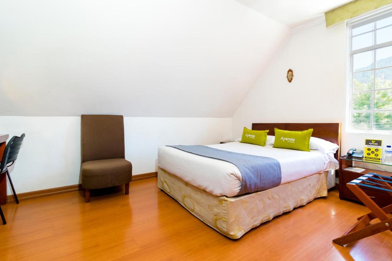 Ayenda 1068 Plaza 36 Hotel Богота Екстериор снимка