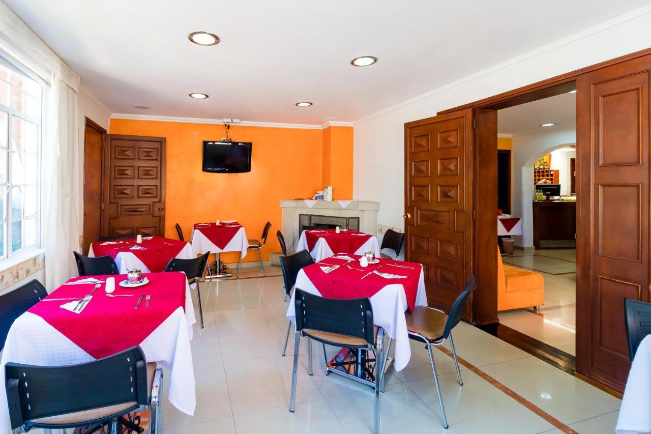 Ayenda 1068 Plaza 36 Hotel Богота Екстериор снимка